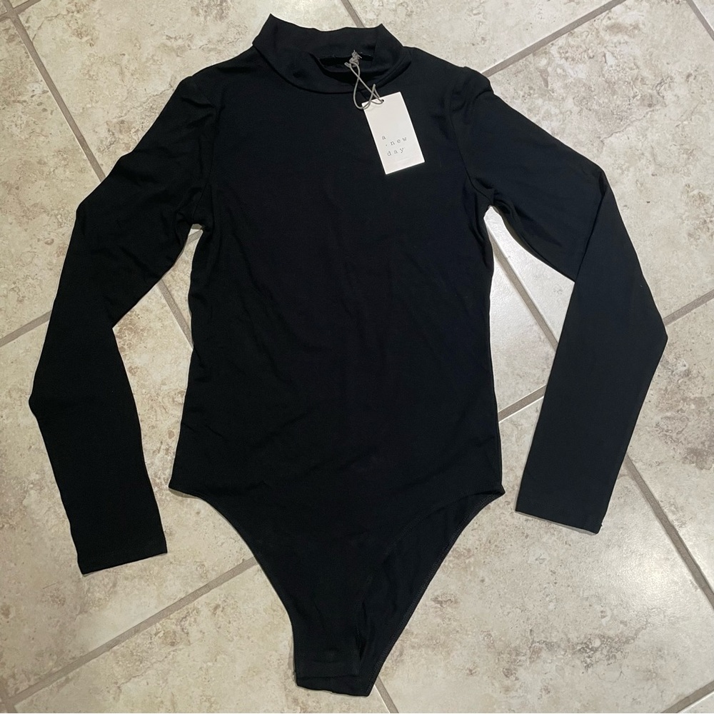 NWT Mock Neck Long Sleeve Bodysuit